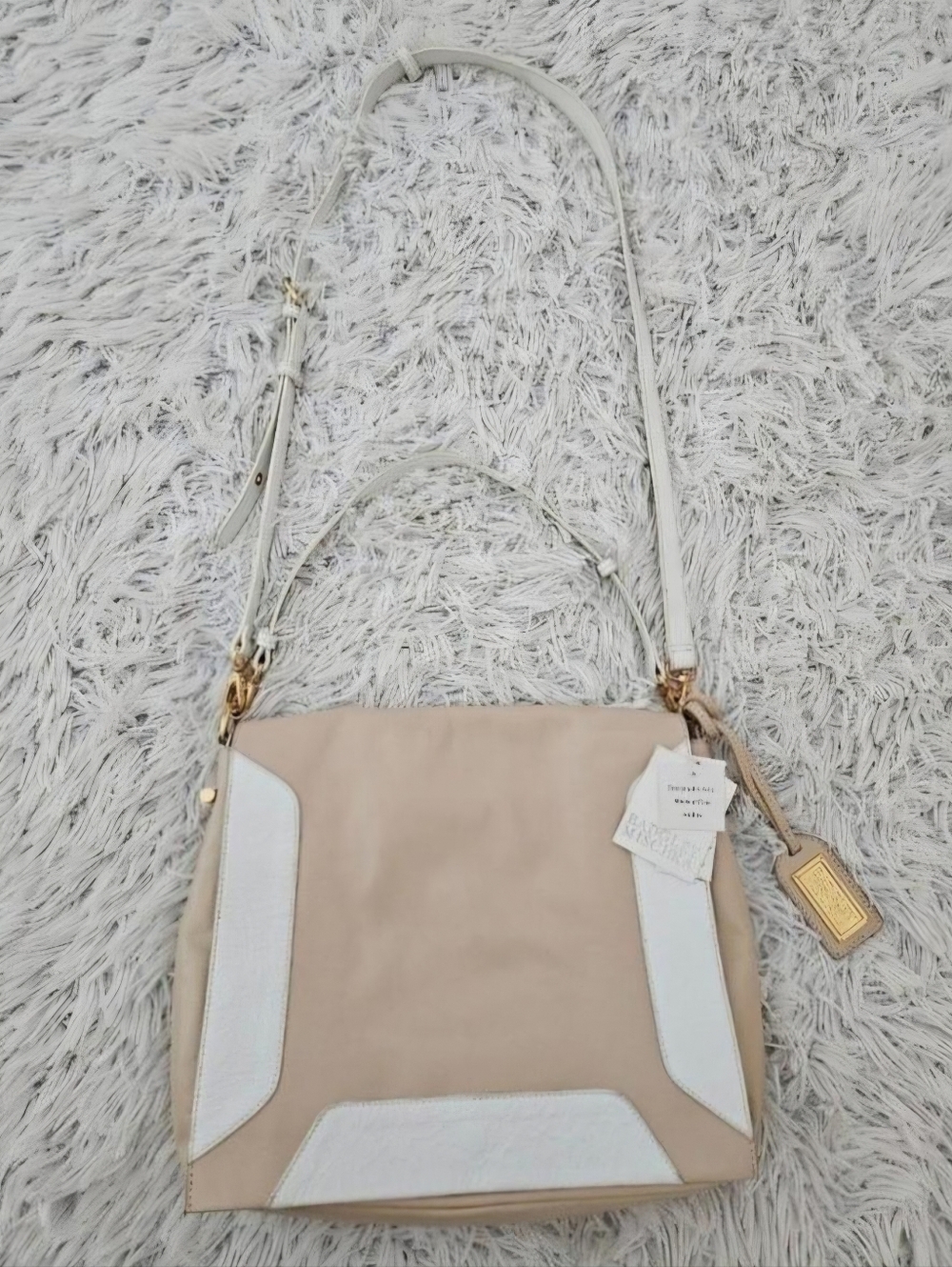 NWT Badgley Mischka Womens Handbag Shoulder Arlene Shine MSRP $425 Beige White